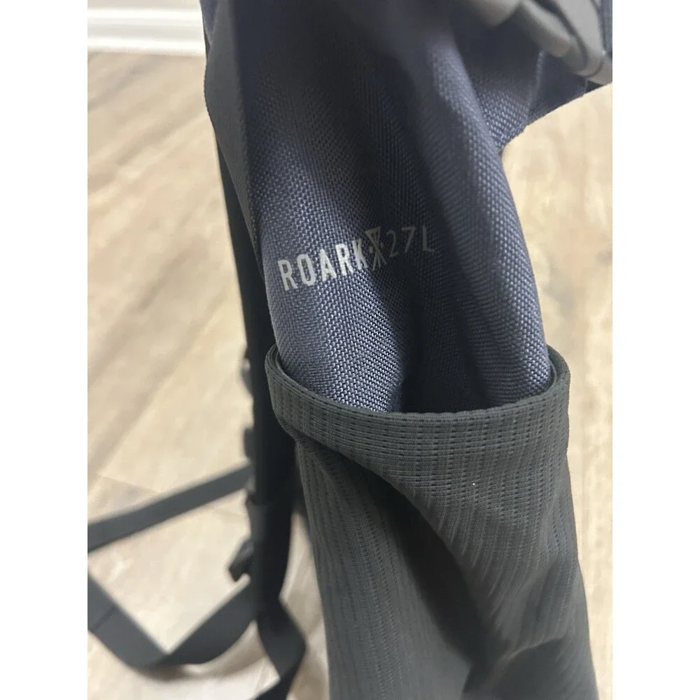 Roark Passenger 27L Bag Backpack Blue